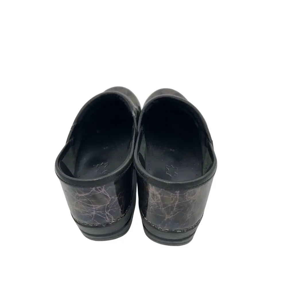 Dansko Women Professional Iridescent Printed Black Leather Clogs Size 39 US 8 - Picture 4 of 9
